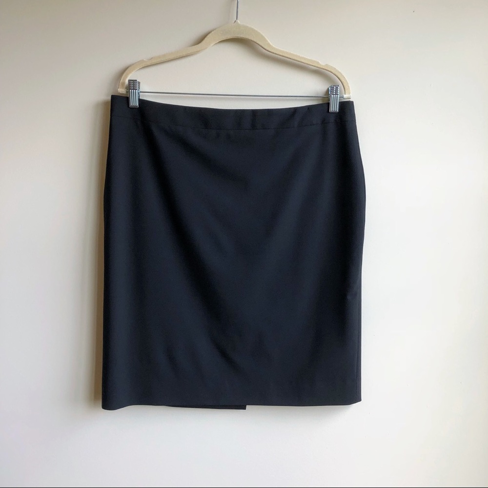 Banana Republic Lightweight Wool Pencil Skirt